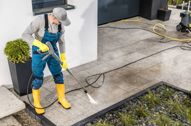 Best Deck Cleaning Services  in Moss Bluff, LA